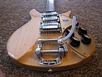 Rickenbacker 325V59 Hamburg maple body.jpg